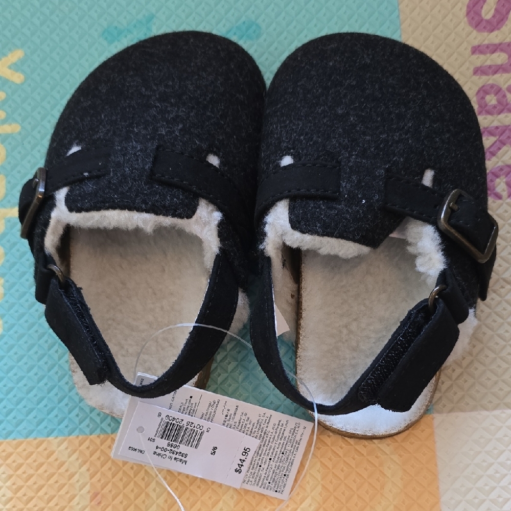 Kids Black Fleece-Lined Shoes
